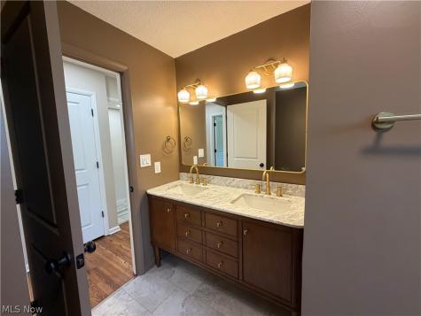 7221 Rosedale Drive Mentor OH 44060