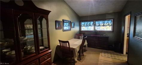7096 Oak Lane Seven Hills OH 44131