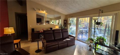 7096 Oak Lane Seven Hills OH 44131