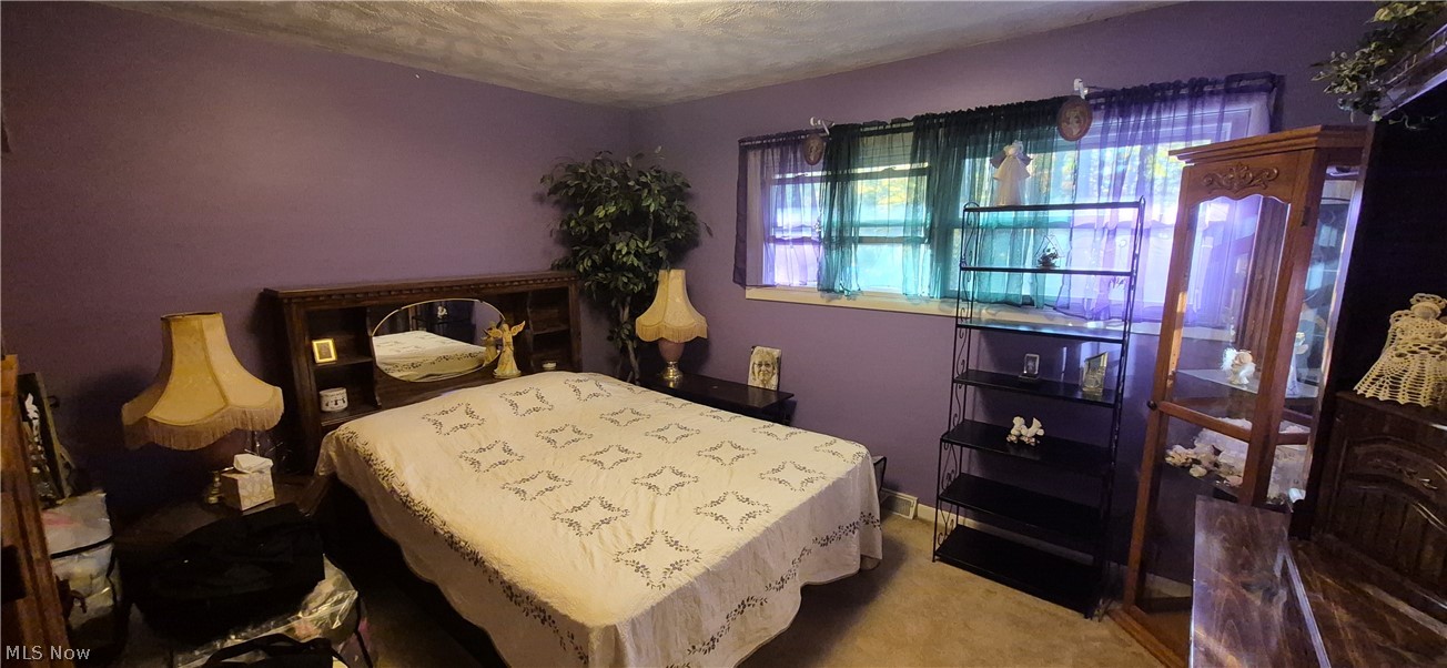 7096 Oak Lane Seven Hills OH 44131