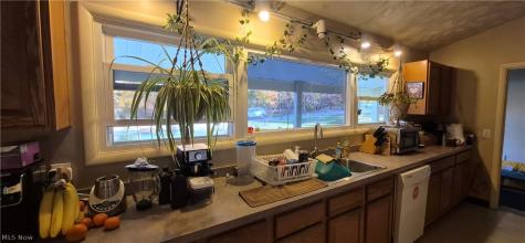 7096 Oak Lane Seven Hills OH 44131