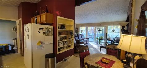 7096 Oak Lane Seven Hills OH 44131