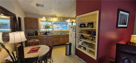7096 Oak Lane Seven Hills OH 44131