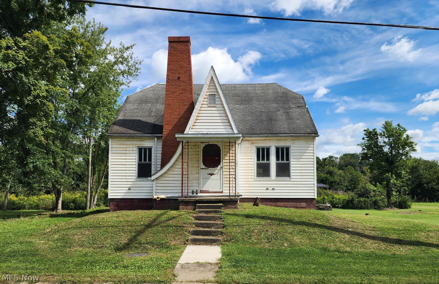 147 E College Street Scio OH 43988
