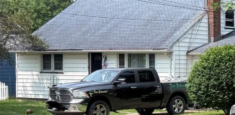 3972 Hopkins Road Youngstown OH 44511