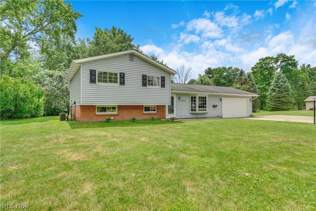 646 Ledge Road Macedonia OH 44056