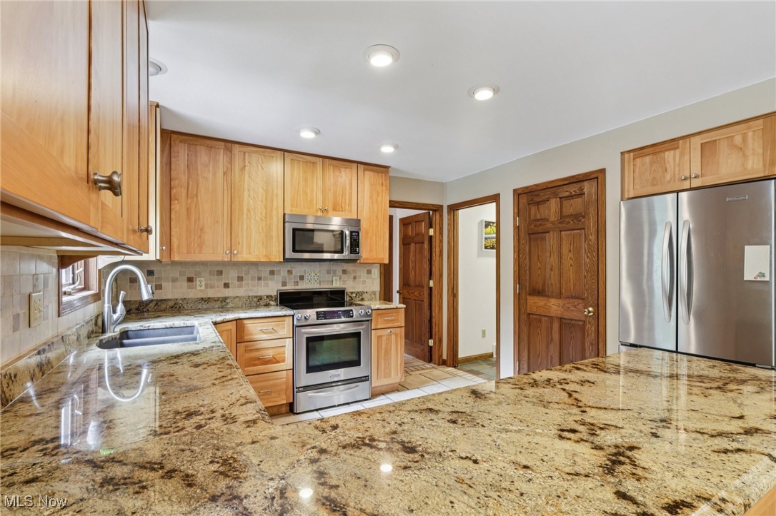 11574 Winterberry Lane Chardon OH 44024