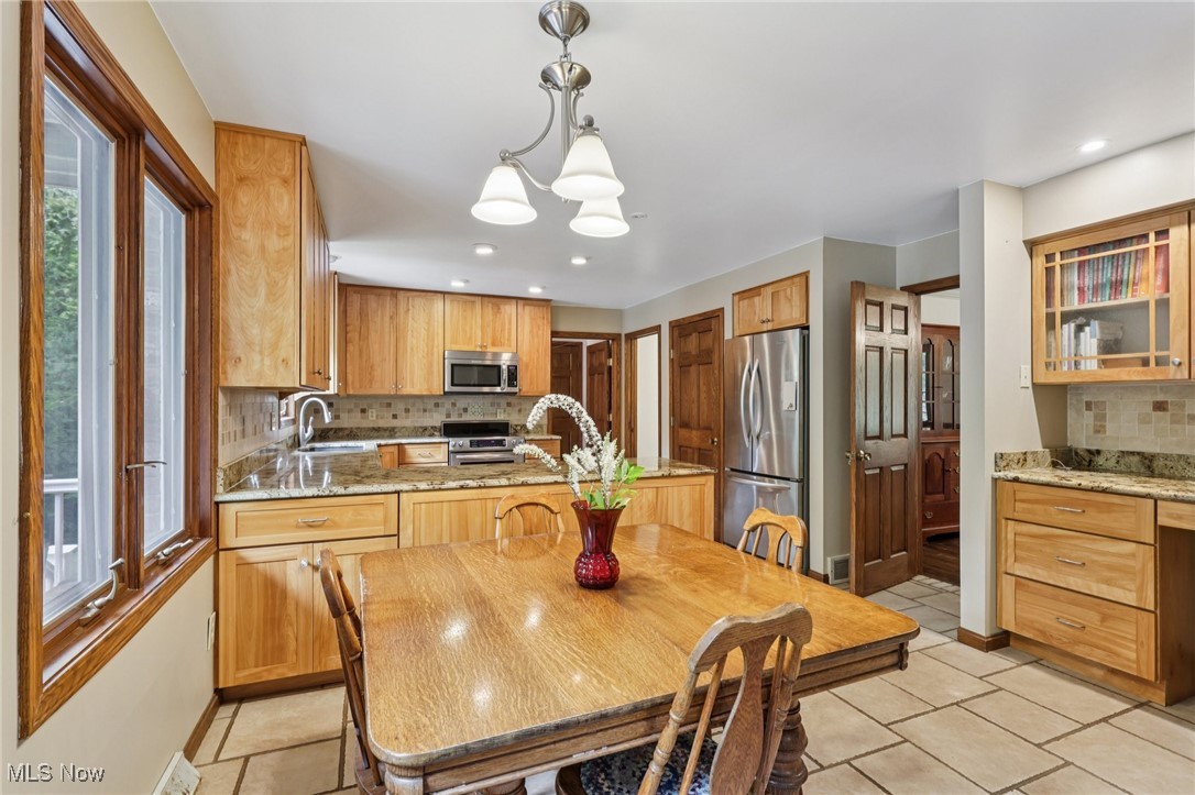 11574 Winterberry Lane Chardon OH 44024