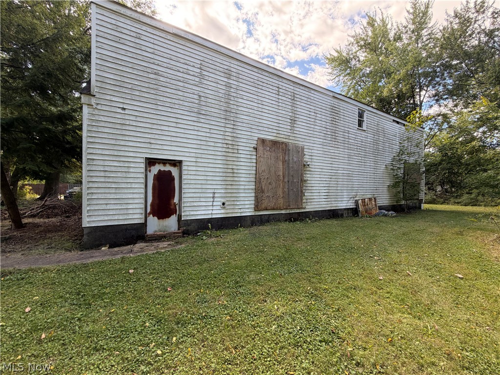155 Federal Street NE Warren OH 44483