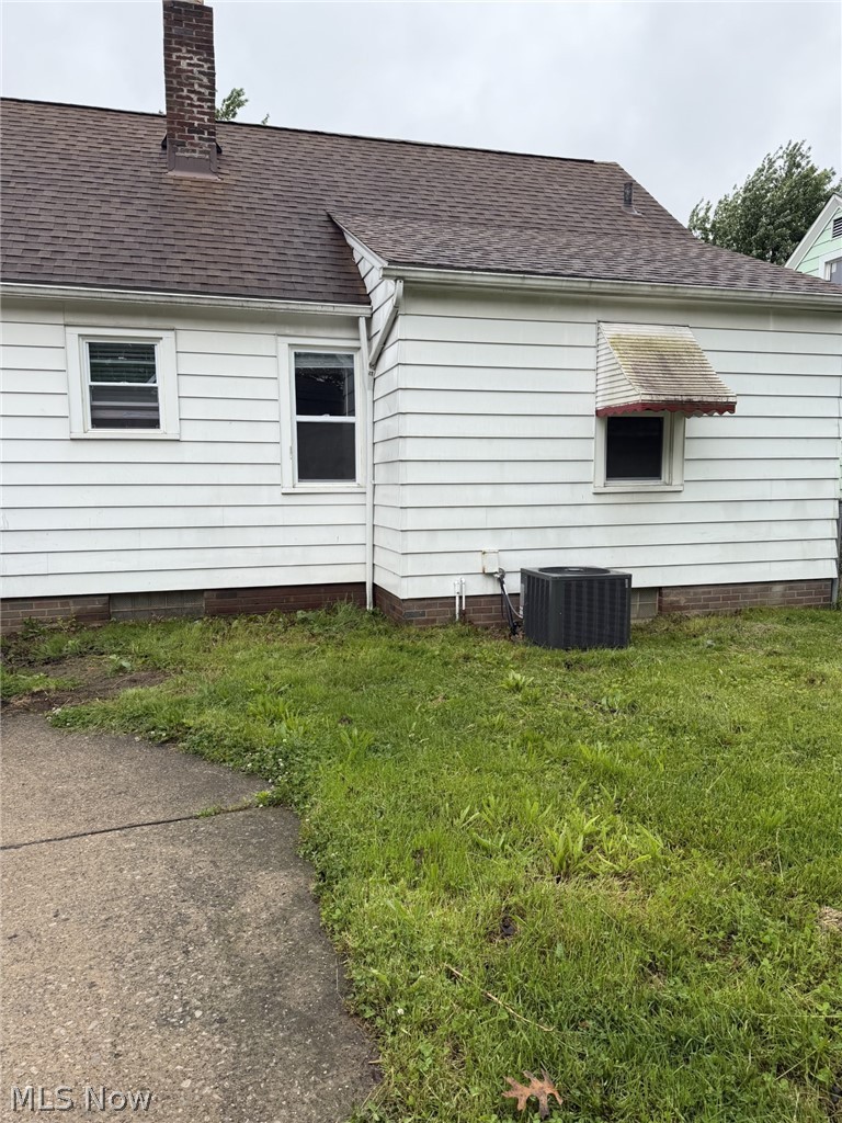 12412 Mortimer Avenue Cleveland OH 44111