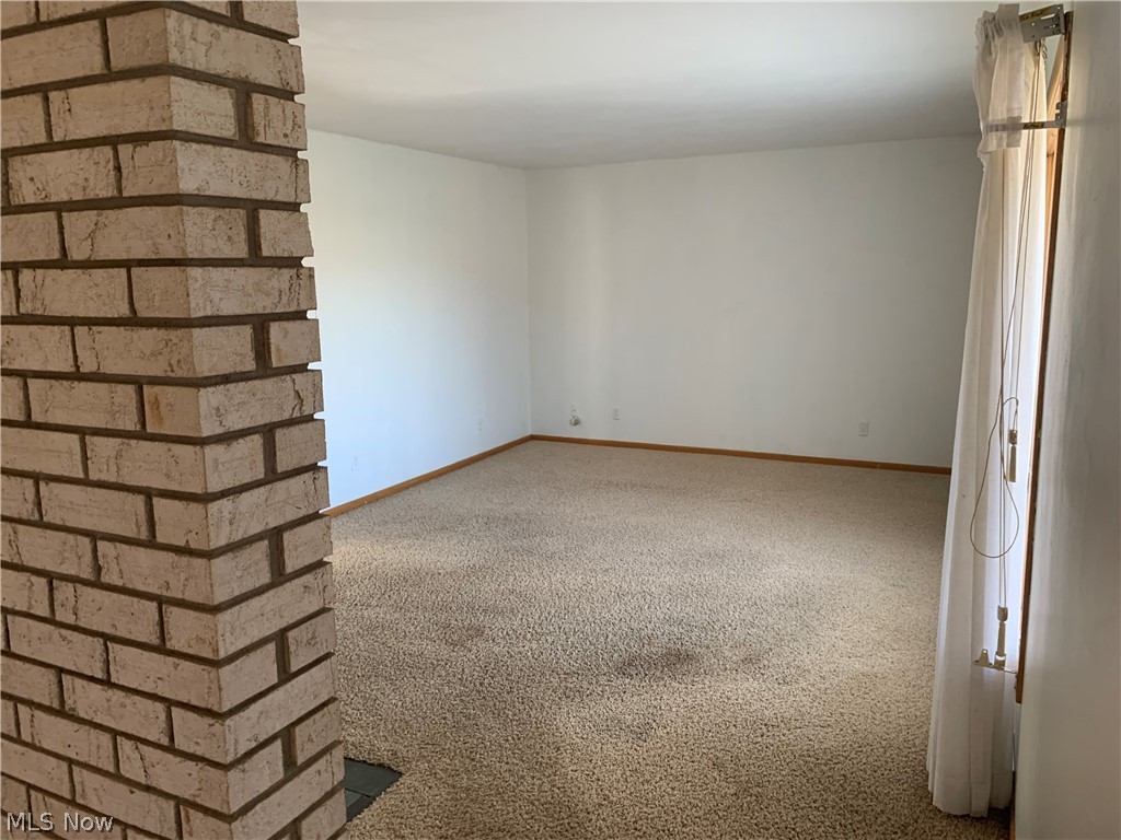 630 Orchard Avenue NW New Philadelphia OH 44663
