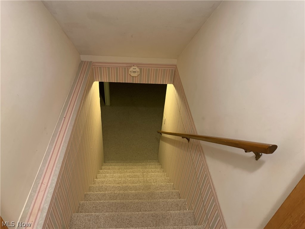 630 Orchard Avenue NW New Philadelphia OH 44663