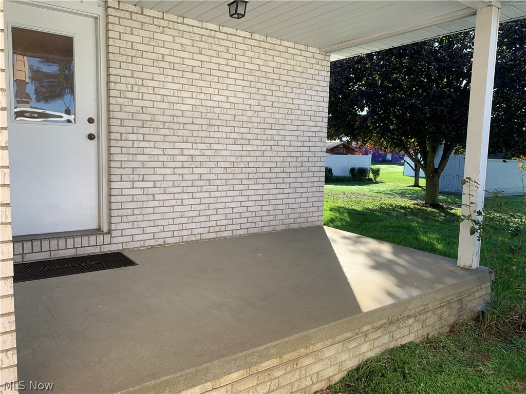 630 Orchard Avenue NW New Philadelphia OH 44663