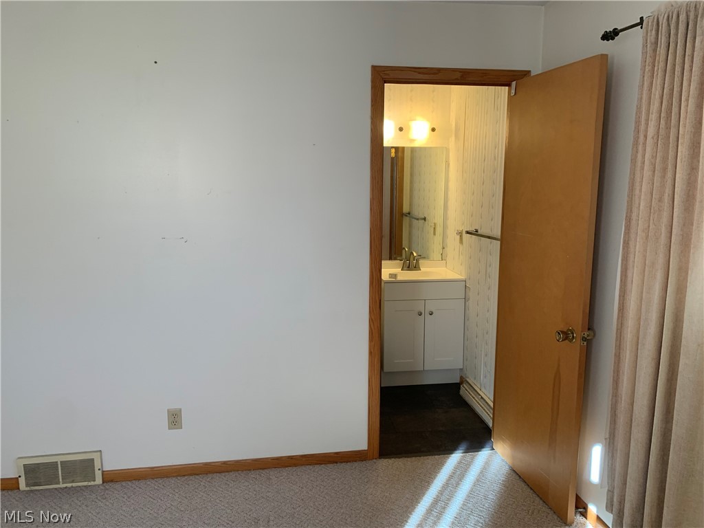 630 Orchard Avenue NW New Philadelphia OH 44663