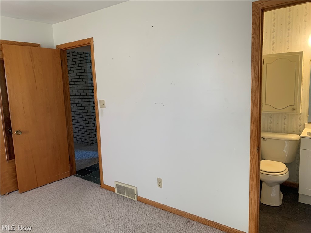 630 Orchard Avenue NW New Philadelphia OH 44663