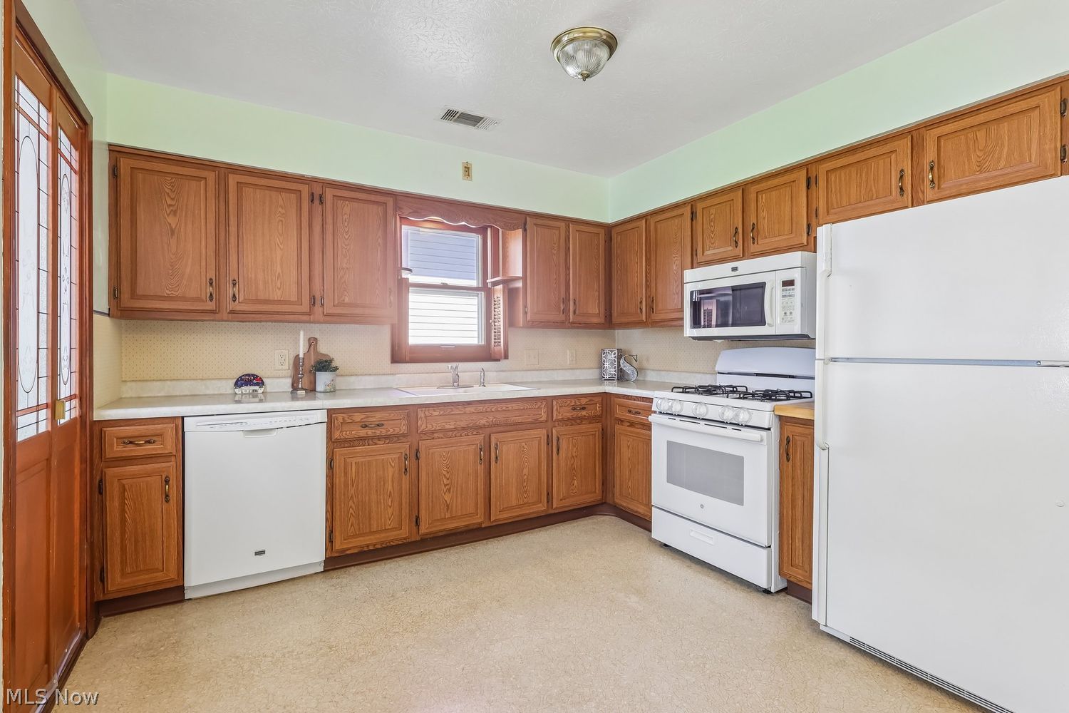 8305 Mentorwood Drive Mentor OH 44060