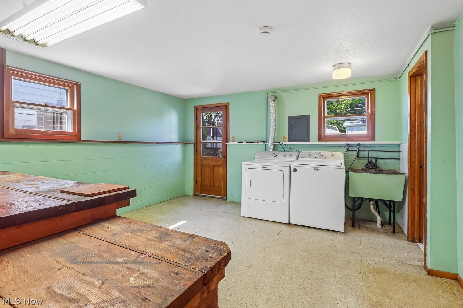8305 Mentorwood Drive Mentor OH 44060