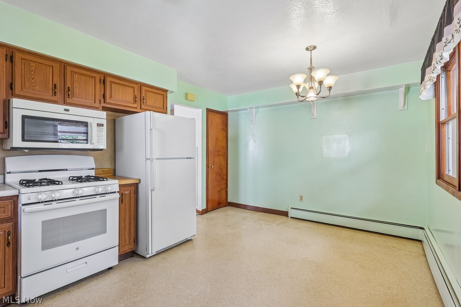 8305 Mentorwood Drive Mentor OH 44060
