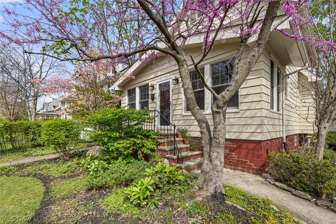 3361 Bradford Road Cleveland Heights OH 44118