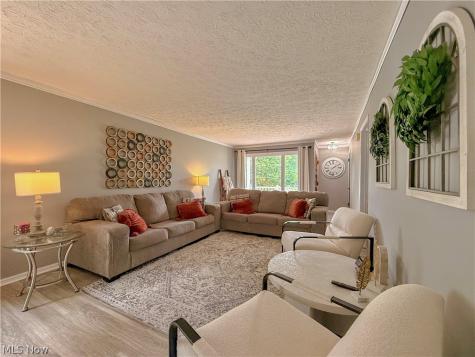 783 E Cassell Avenue Barberton OH 44203