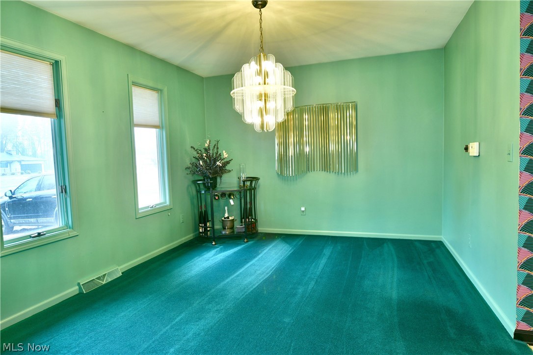 545 Thomas Lane Girard OH 44420