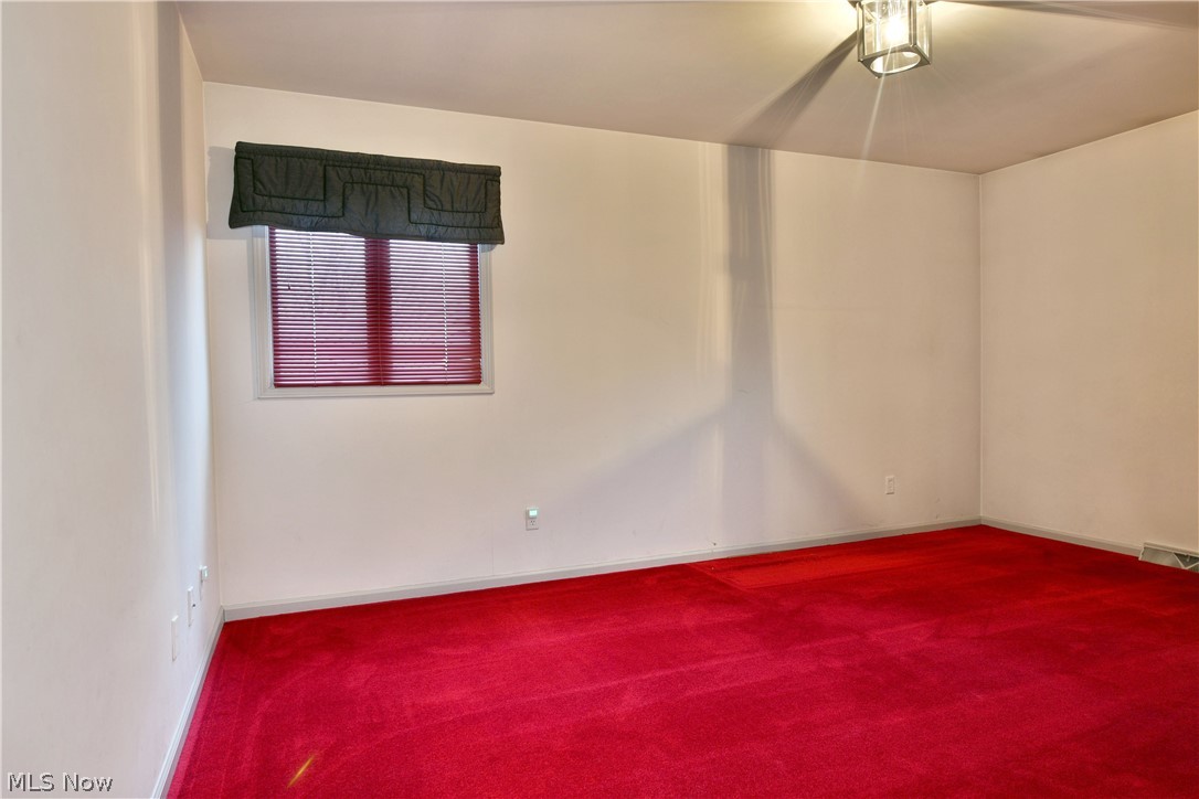 545 Thomas Lane Girard OH 44420