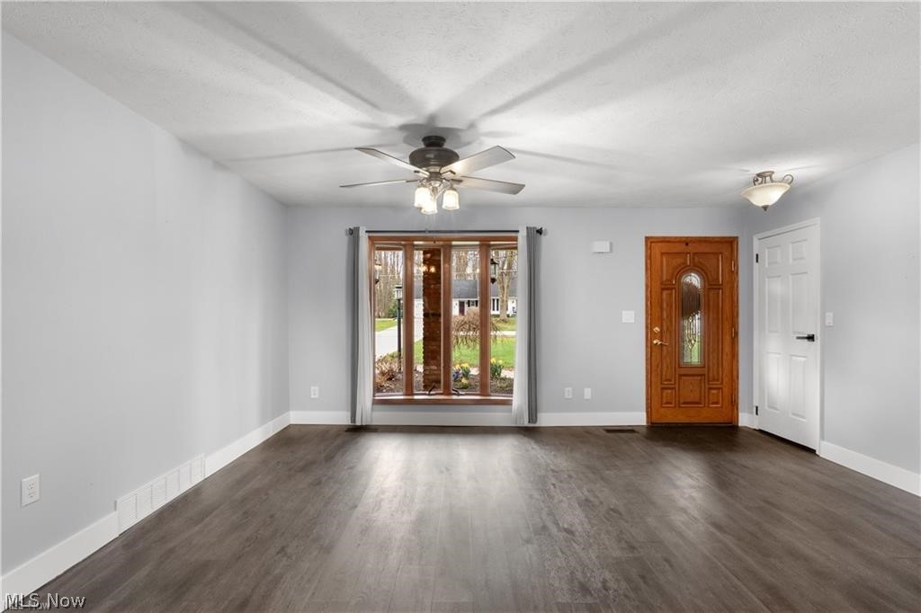 391 Kathleen Drive Jefferson OH 44047