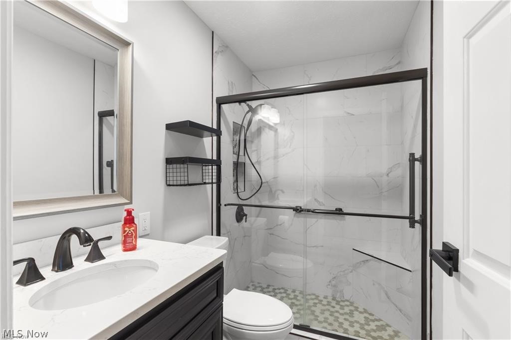 391 Kathleen Drive Jefferson OH 44047