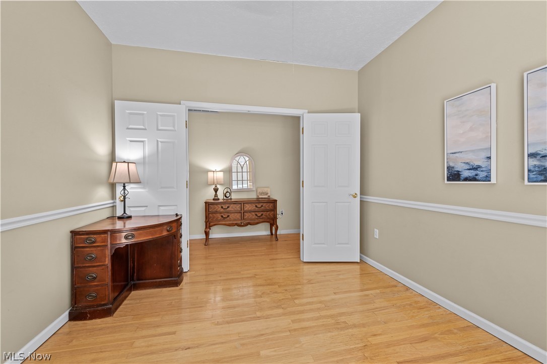 1936 Pembrooke Lane Avon OH 44011