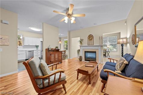 1936 Pembrooke Lane Avon OH 44011