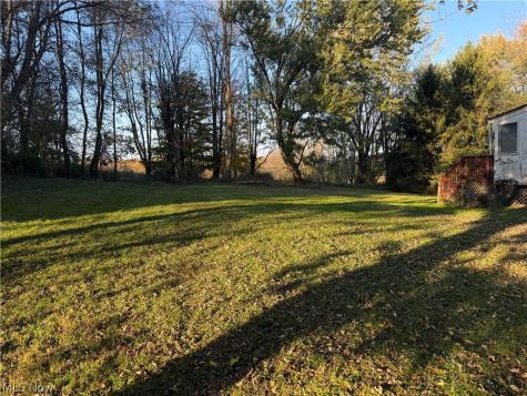 2581 Saxe Road Mogadore OH 44260