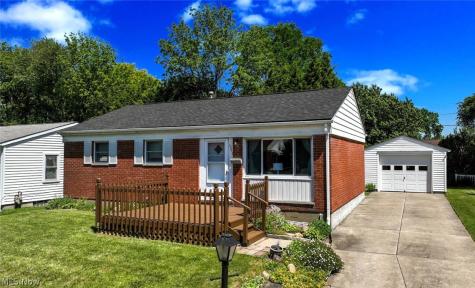 2217 40th Street NE Canton OH 44705