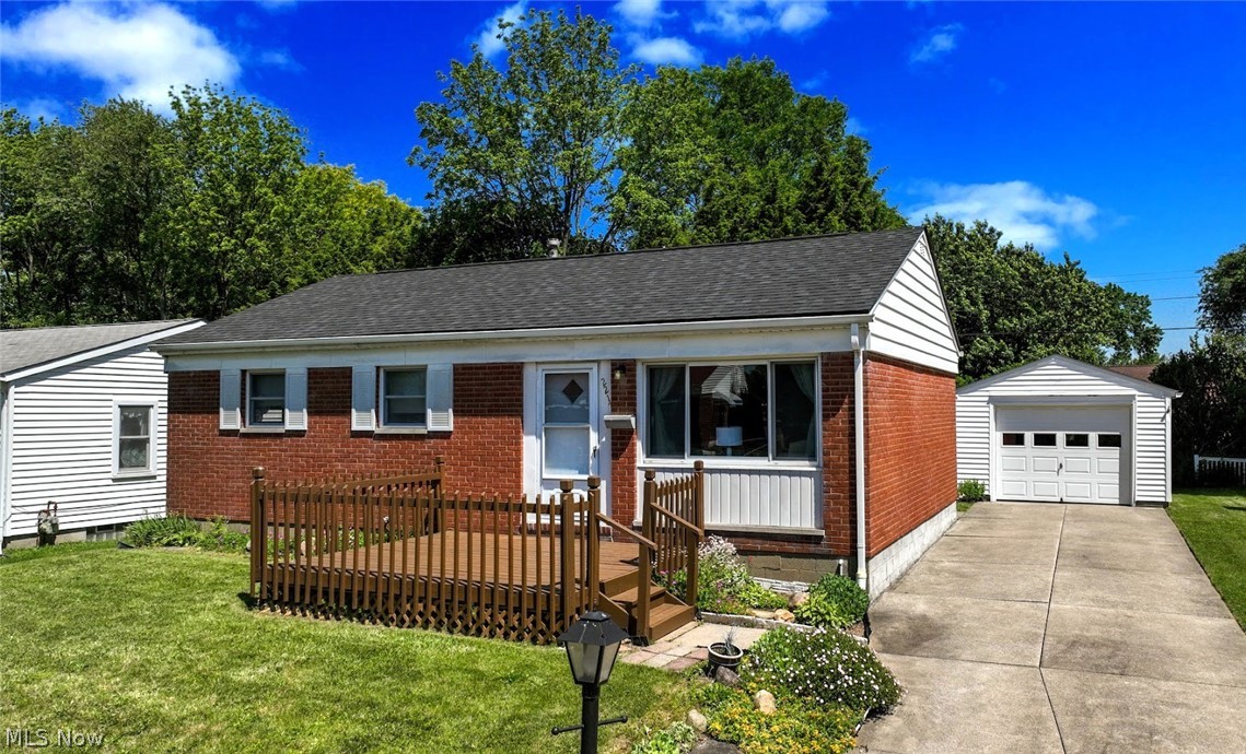 2217 40th Street NE Canton OH 44705