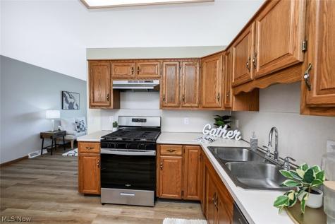 2217 40th Street NE Canton OH 44705