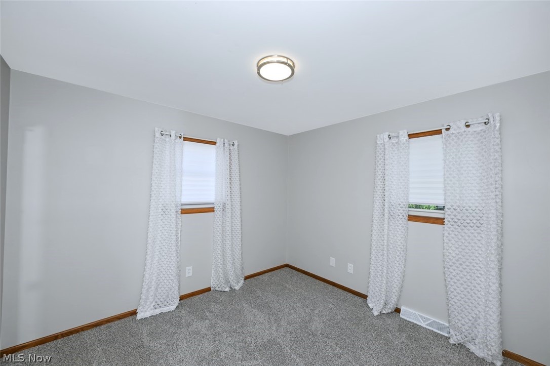 2217 40th Street NE Canton OH 44705