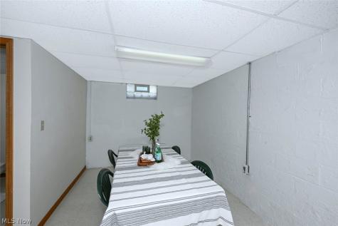2217 40th Street NE Canton OH 44705