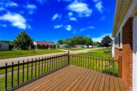 2217 40th Street NE Canton OH 44705