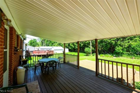 2217 40th Street NE Canton OH 44705