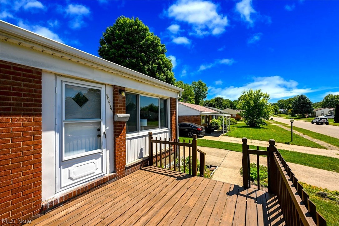2217 40th Street NE Canton OH 44705
