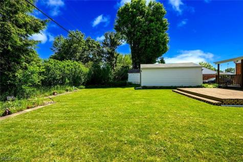 2217 40th Street NE Canton OH 44705