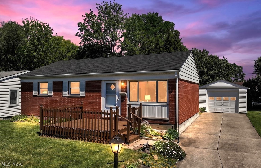 2217 40th Street NE Canton OH 44705