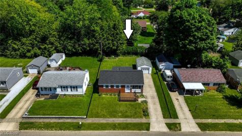 2217 40th Street NE Canton OH 44705