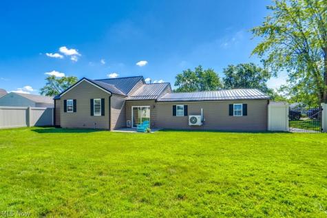 301 Avis Avenue NW Massillon OH 44646