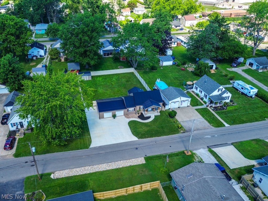 301 Avis Avenue NW Massillon OH 44646