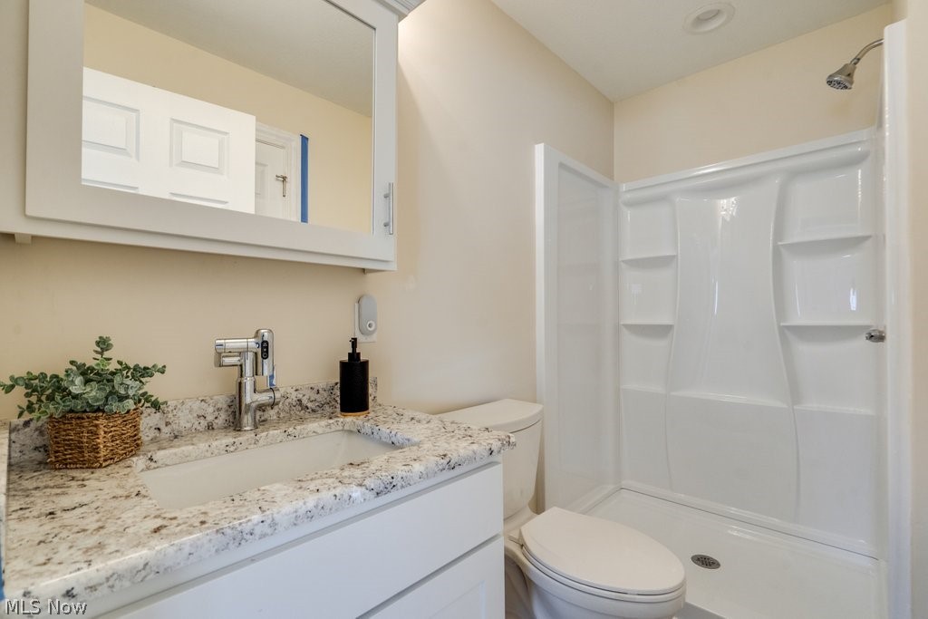 301 Avis Avenue NW Massillon OH 44646