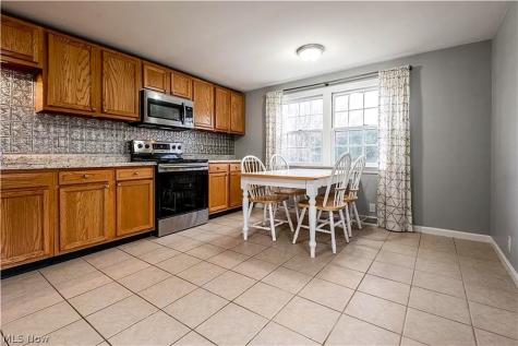 2923 Helen Place NW Canton OH 44708