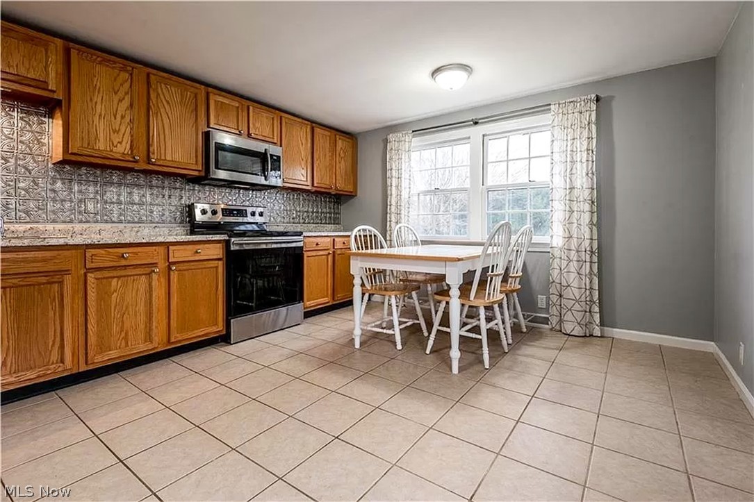 2923 Helen Place NW Canton OH 44708