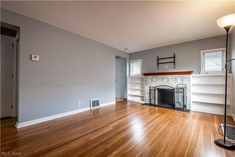 2923 Helen Place NW Canton OH 44708