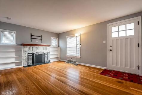 2923 Helen Place NW Canton OH 44708