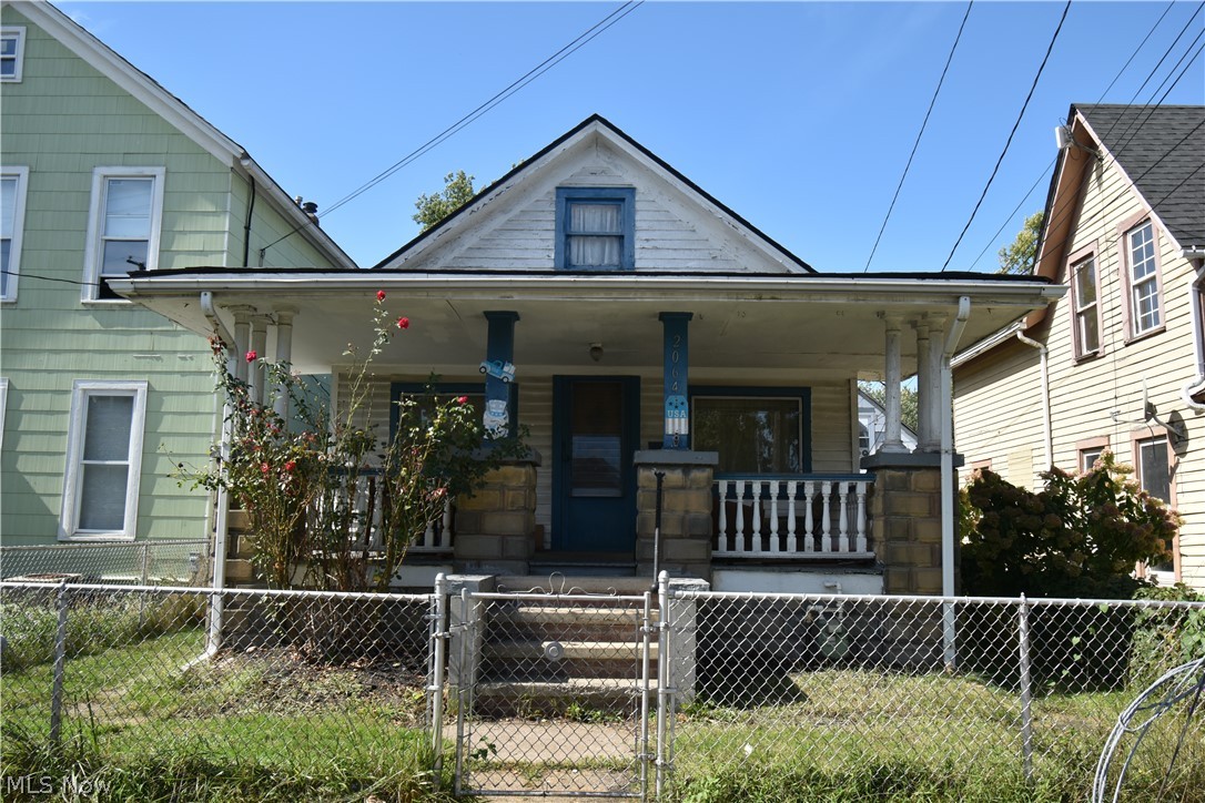 2064 W 44th Street Cleveland OH 44113